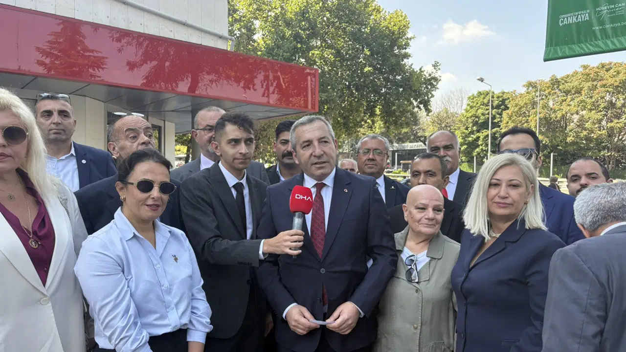 cumhuriyetci milletin partisinin kurulus dilekcesi icisleri bakanligina verildi Y47up3bf