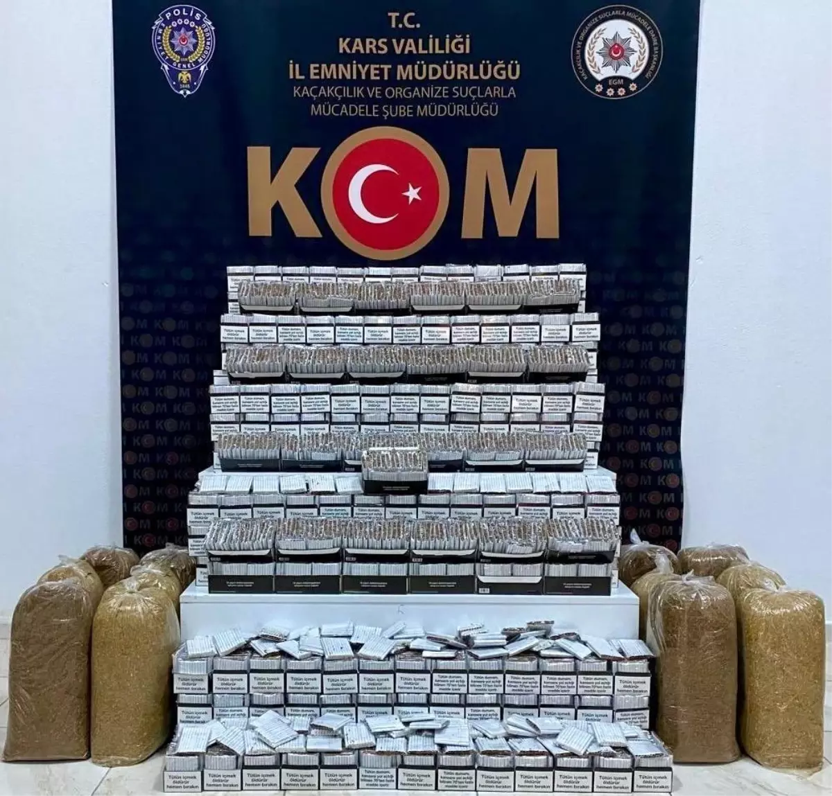 karsta kacak tutun operasyonu 80 bin makaron ve 60 kilo tutun ele gecirildi 61gUfLEC.jpg