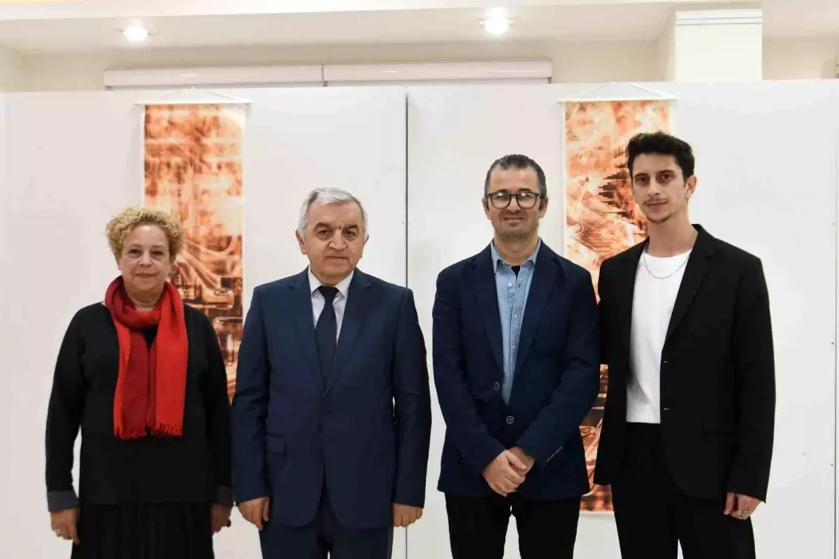 manisa motifleri modern tasarimla bulustu qBVYjier.jpg