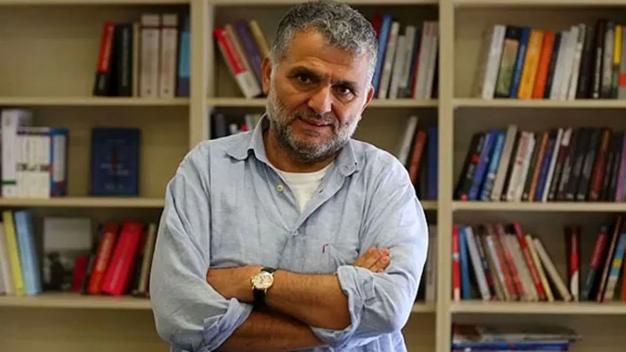 son dakika gazeteci rusen cakir ifadeye goturuldu CgvWNtKP.jpg