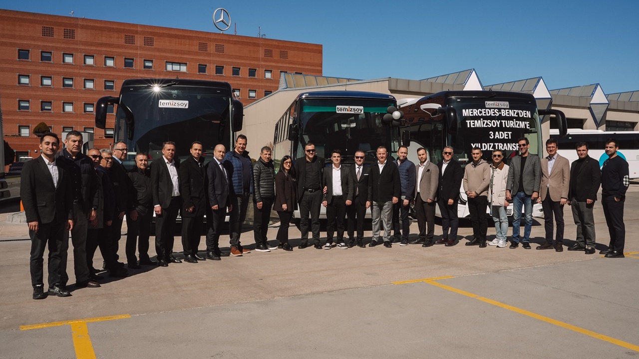 Temizsoy Turizm’e Mercedes-Benz Türk’ten 3 Yeni Tourismo Otobüs