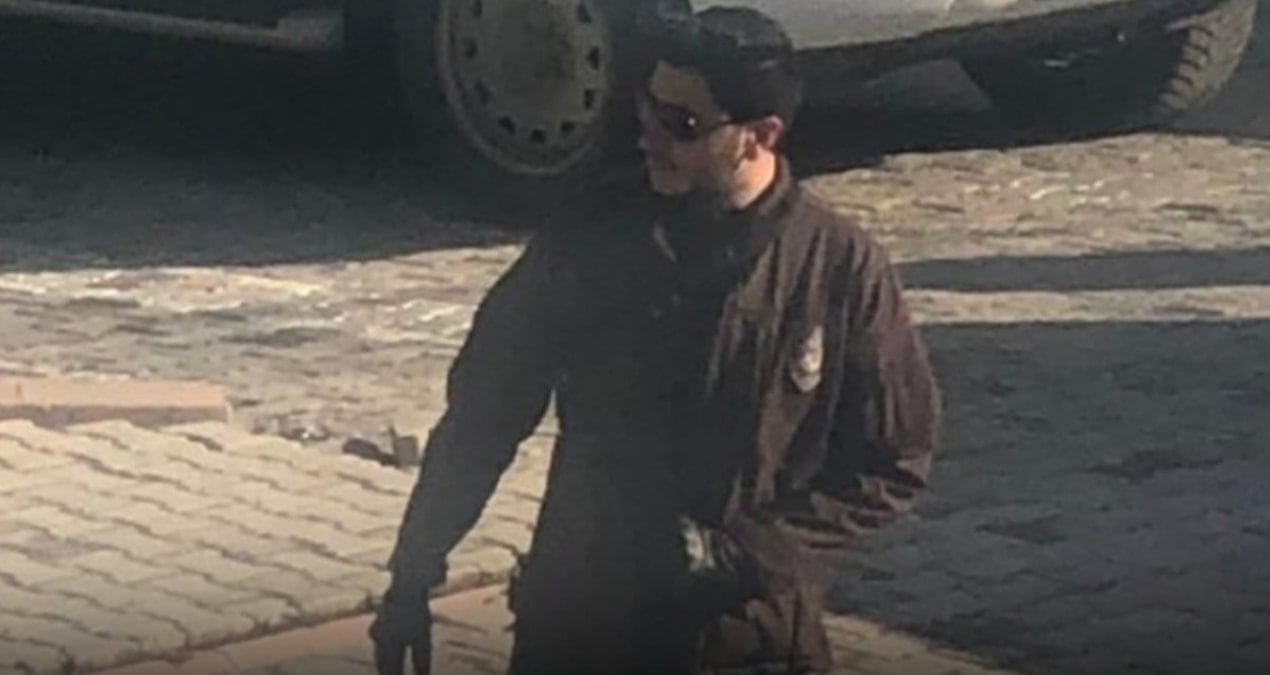 Mustafa Türkay Sonel’in Silahlı Fotoğrafı Ortaya Çıktı: “Silahlara Merakım Yok” Dedi