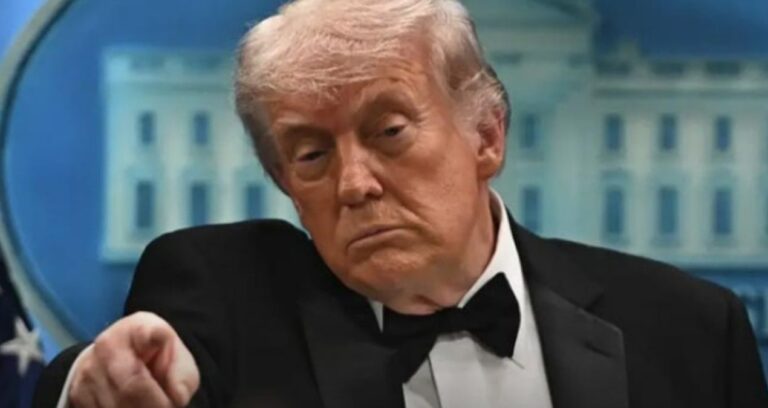 son-dakika-trump-hurmuzdeki-ablukayi-ne-zaman-kaldiracagini-acikladi-qPzSIwQy