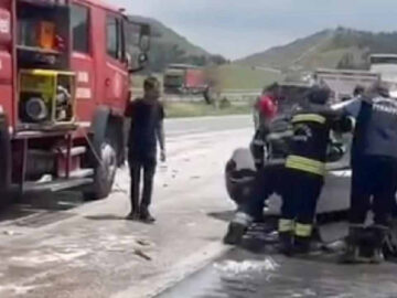 TIR Otomobile Çarptı: İki Kişi Hayatını Kaybetti, İki Kişi Yaralandı
