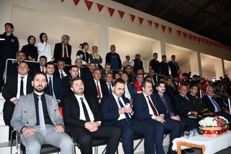 Vezirköprü, Terme ve Salıpazarı’nda 19 Mayıs Coşkuyla Kutlandı