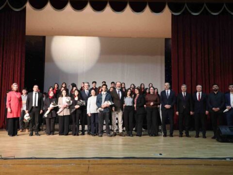 Ağrı'da Sanat Dolu Bir Gün: "Kim Var?" Etkinliği Gerçekleşti